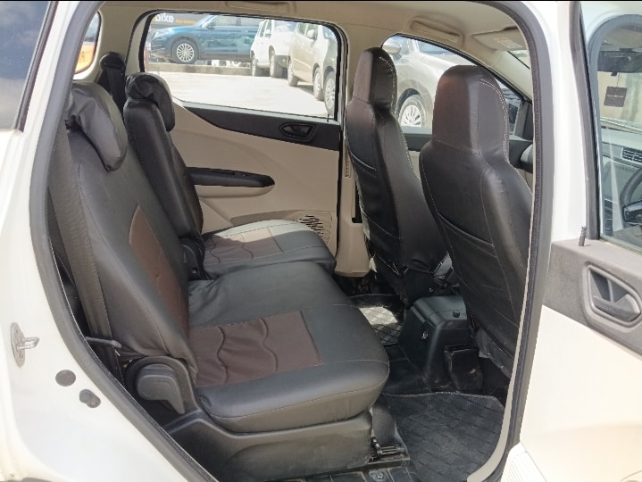 Used 2022 Renault Triber Used 2022 Renault Triber