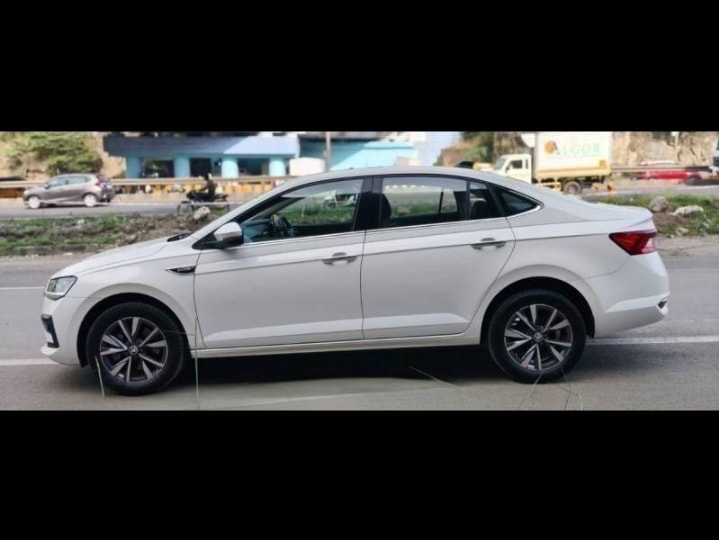 Slavia image 2 Slavia image 2