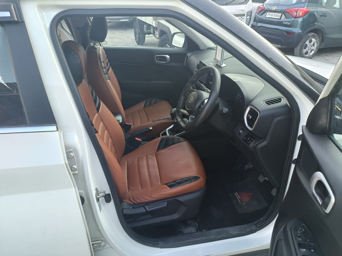 Used 2021 Hyundai Venue Used 2021 Hyundai Venue