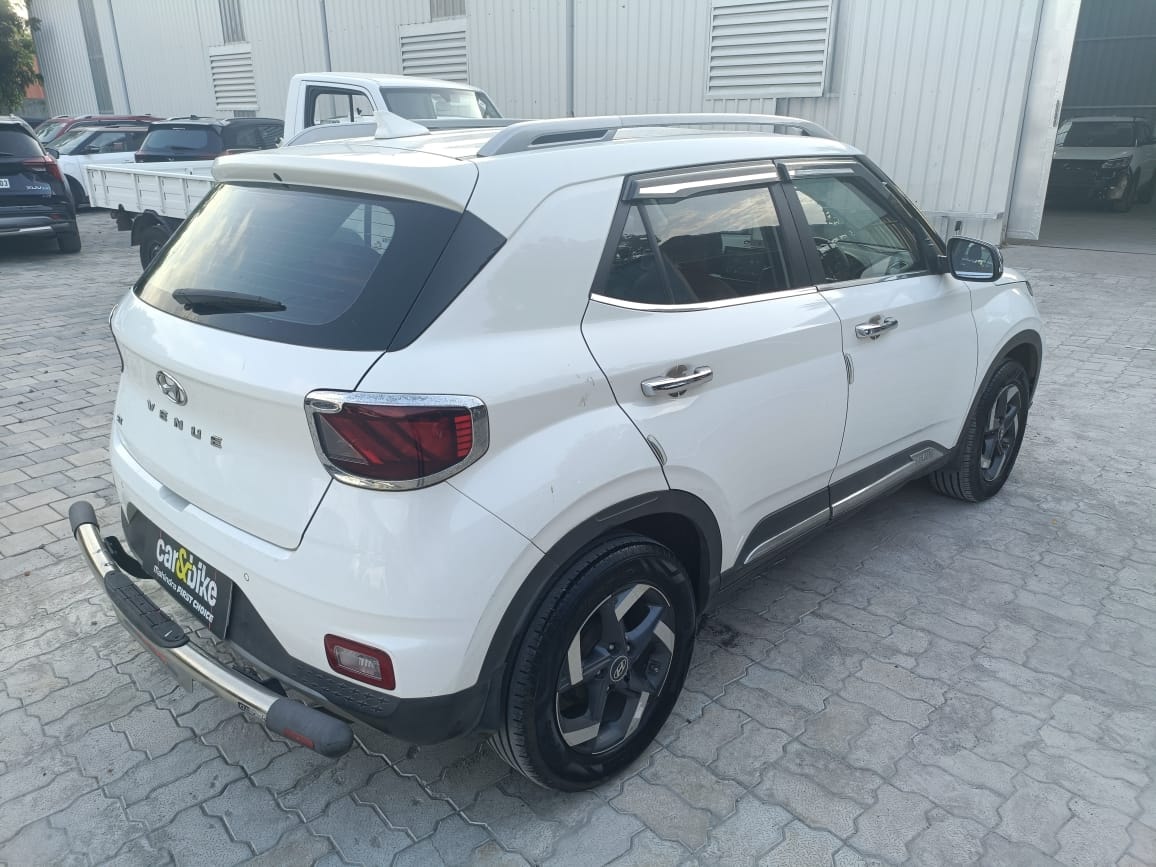 Used 2021 Hyundai Venue Used 2021 Hyundai Venue