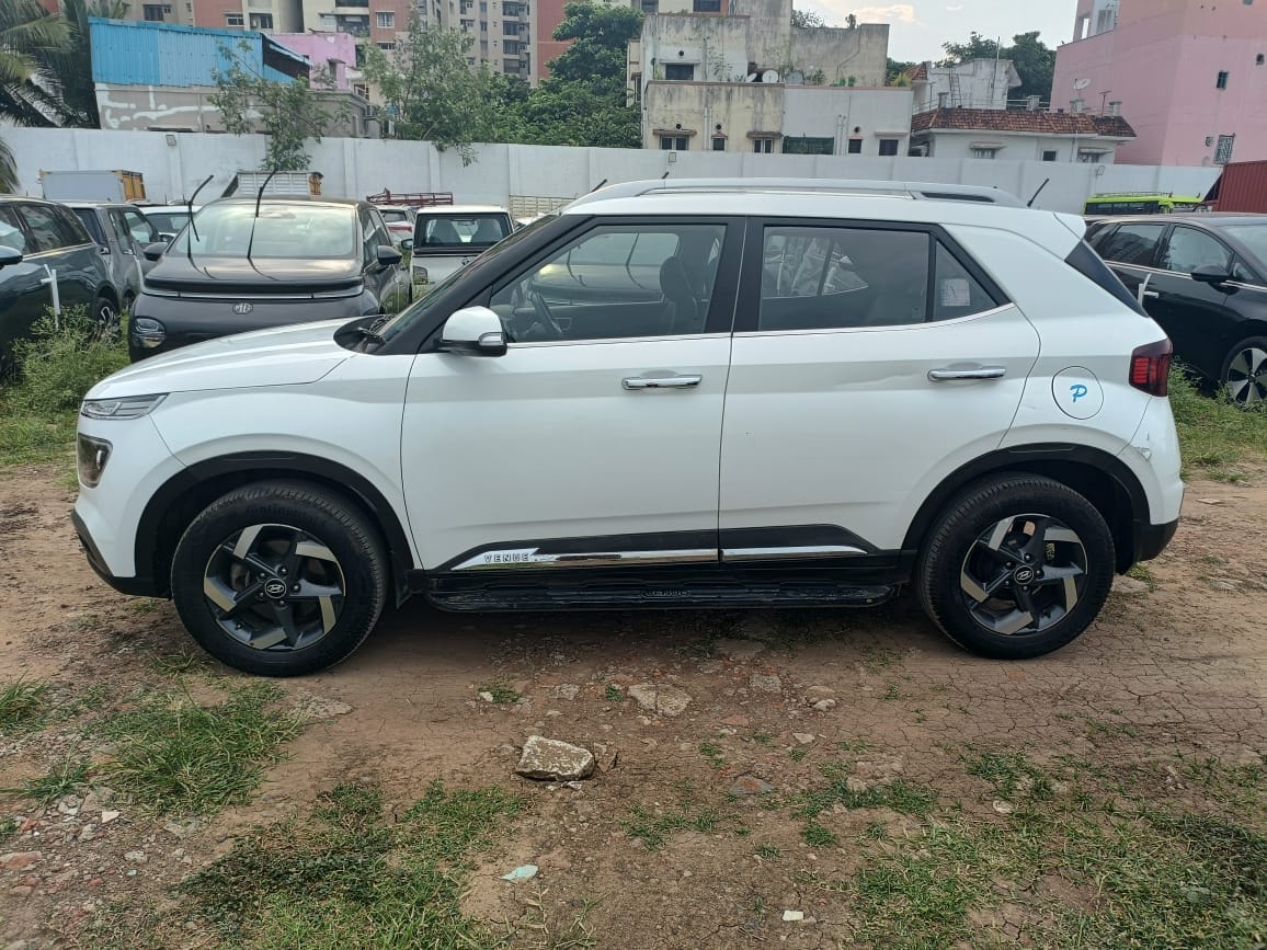 Used 2019 Hyundai Venue Used 2019 Hyundai Venue