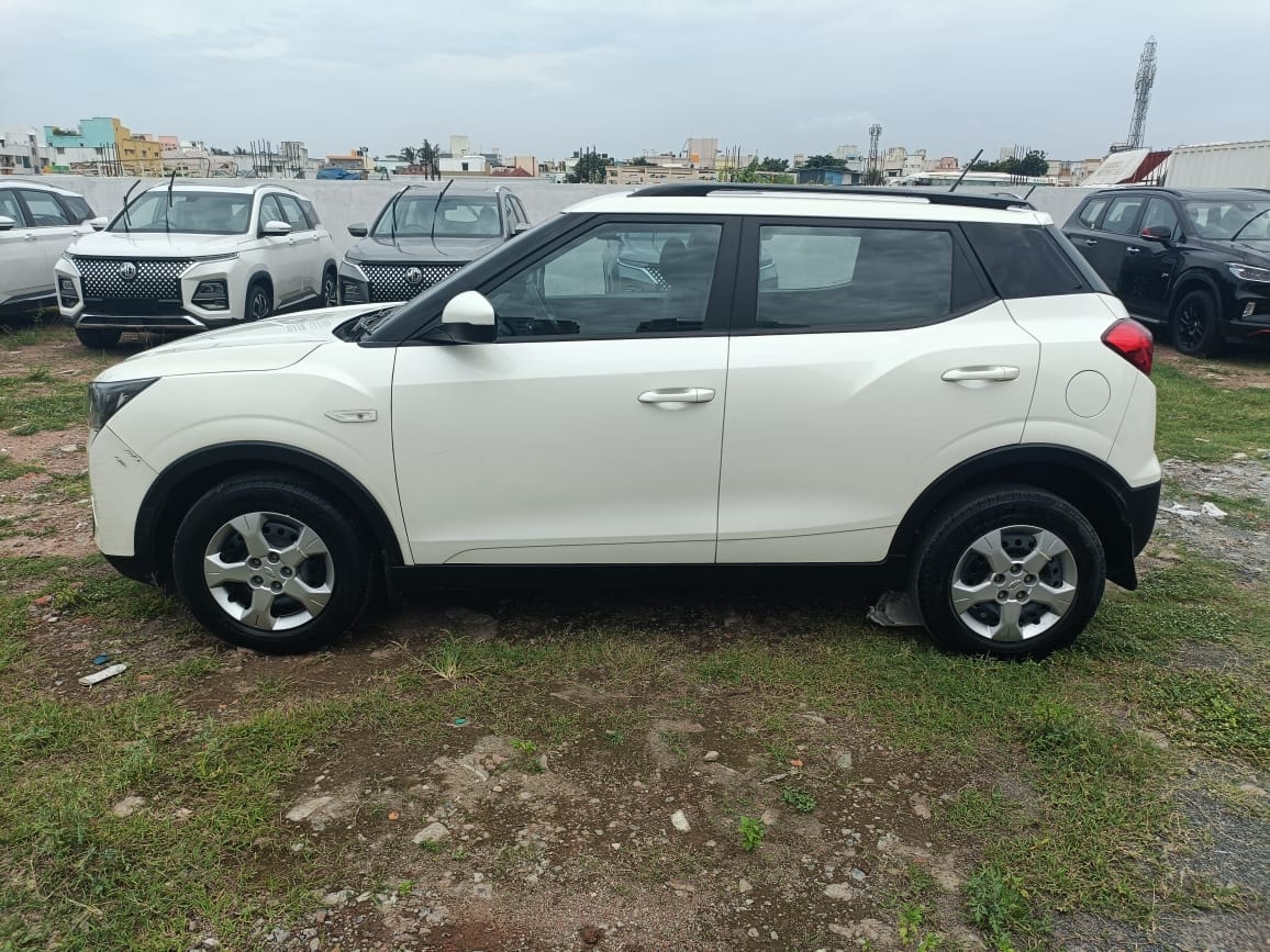 Used 2022 Mahindra XUV300 Used 2022 Mahindra XUV300