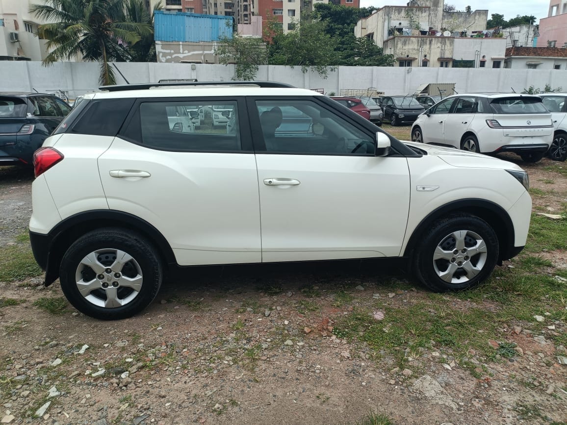 Used 2022 Mahindra XUV300 Used 2022 Mahindra XUV300