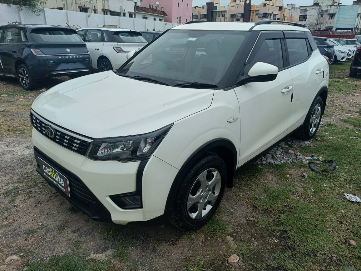 Used 2022 Mahindra XUV300 Used 2022 Mahindra XUV300