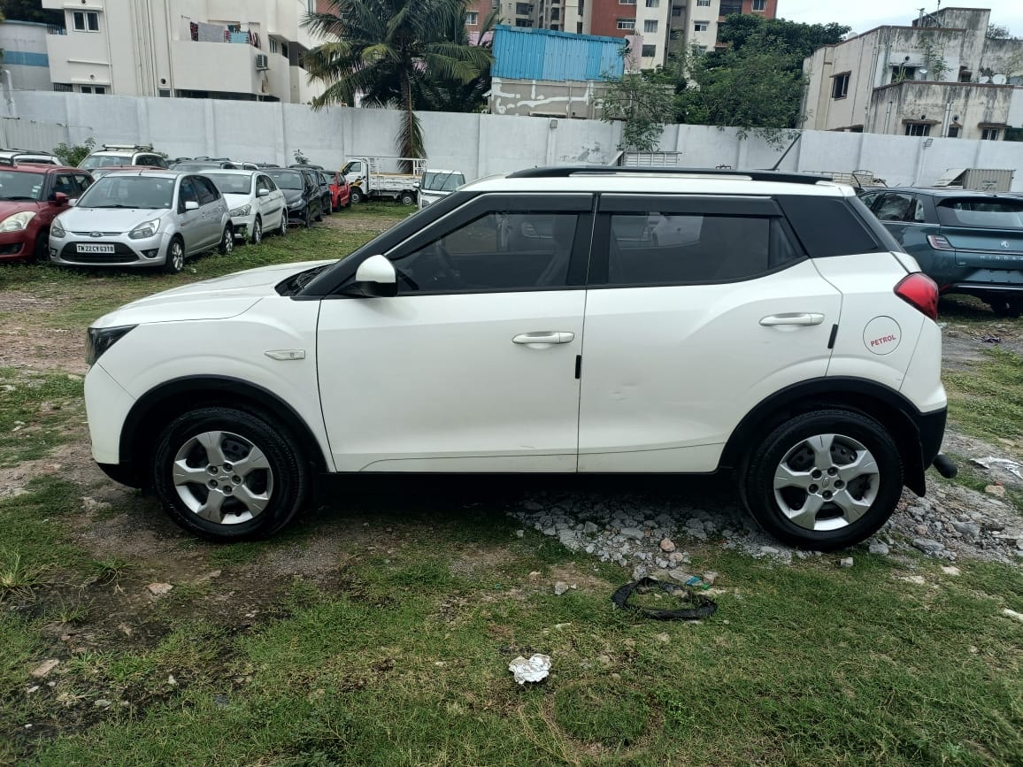 Used 2022 Mahindra XUV300 Used 2022 Mahindra XUV300
