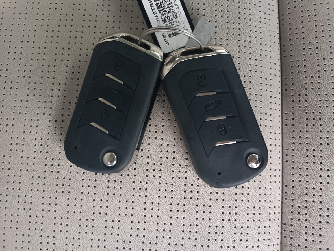 Used 2025 Mahindra Thar Roxx Used 2025 Mahindra Thar Roxx