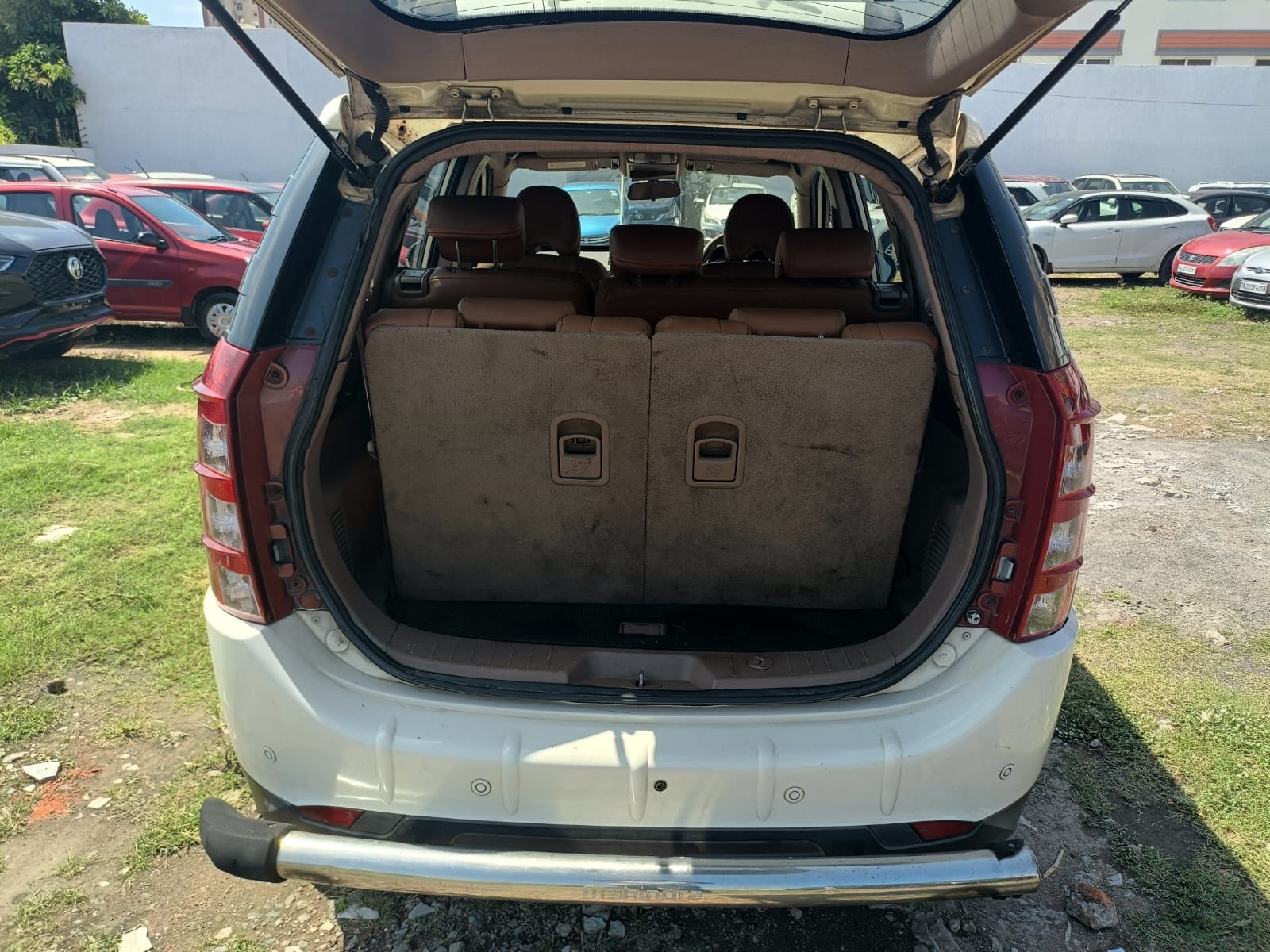 XUV500 image 10 XUV500 image 10