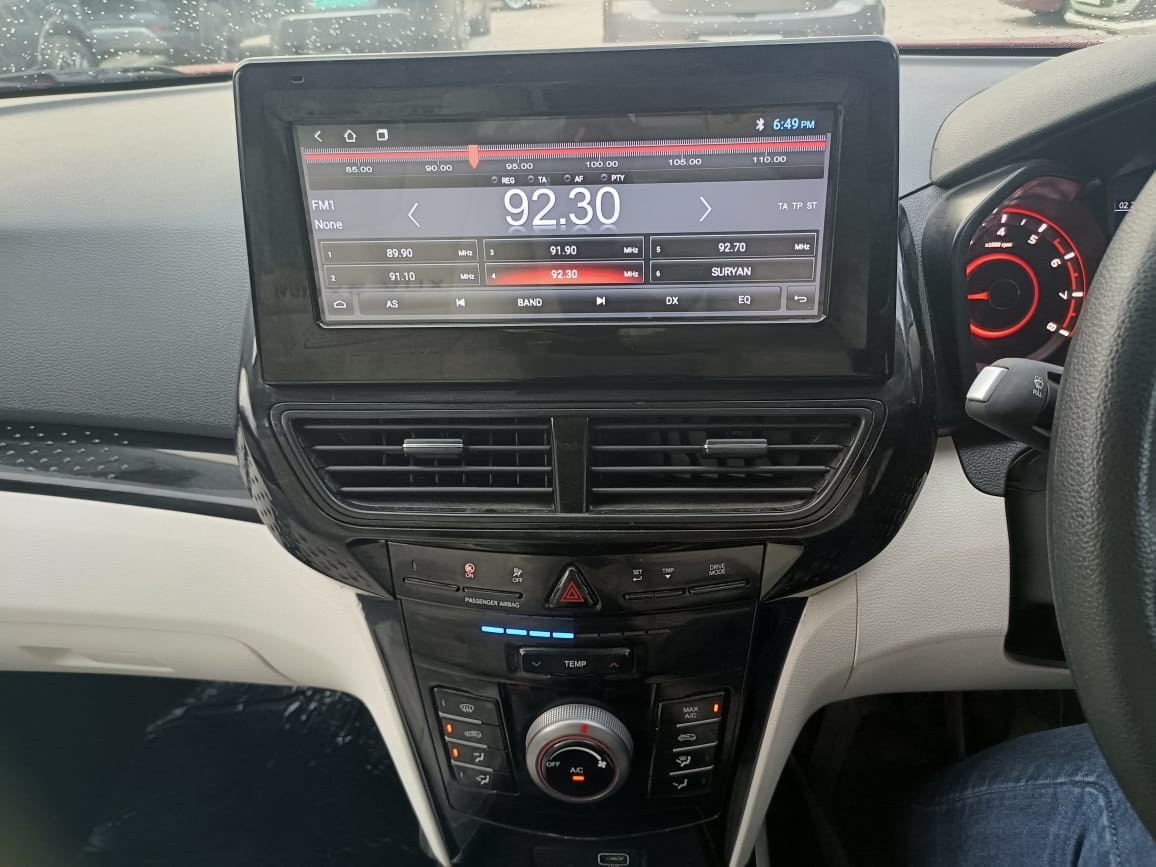 XUV 3XO image 17 XUV 3XO image 17