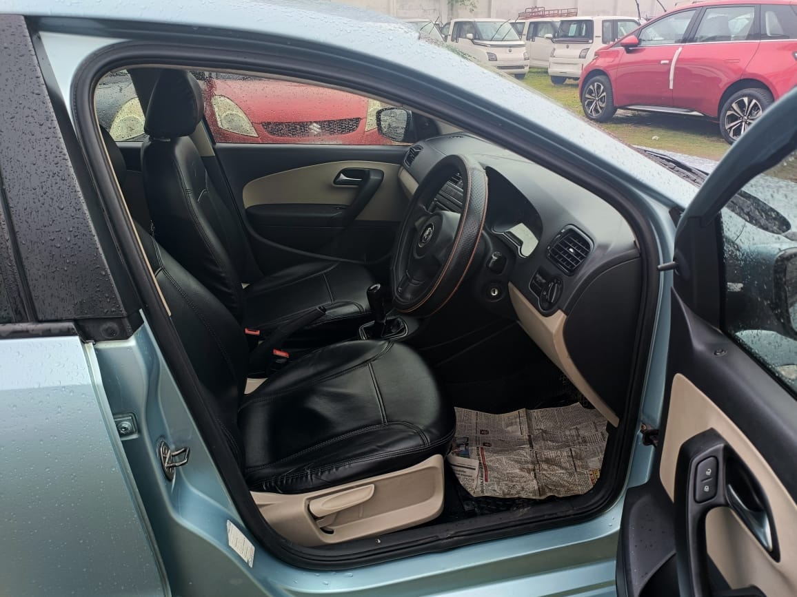 Polo image 14 Polo image 14