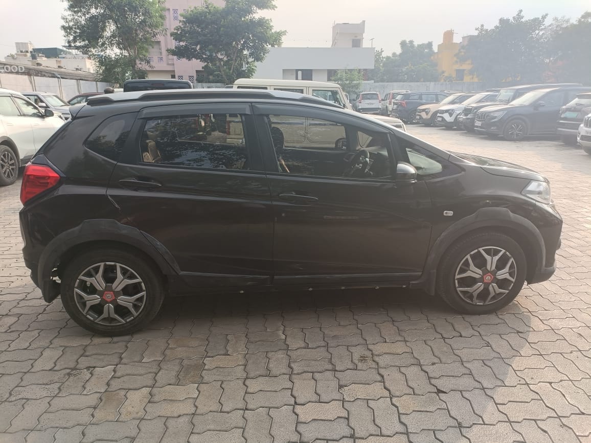 WR-V image 6 WR-V image 6