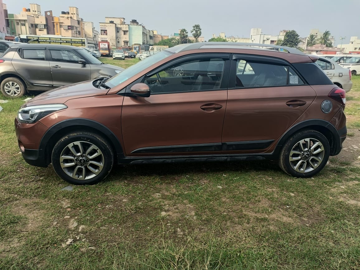 i20 Active image 2 i20 Active image 2