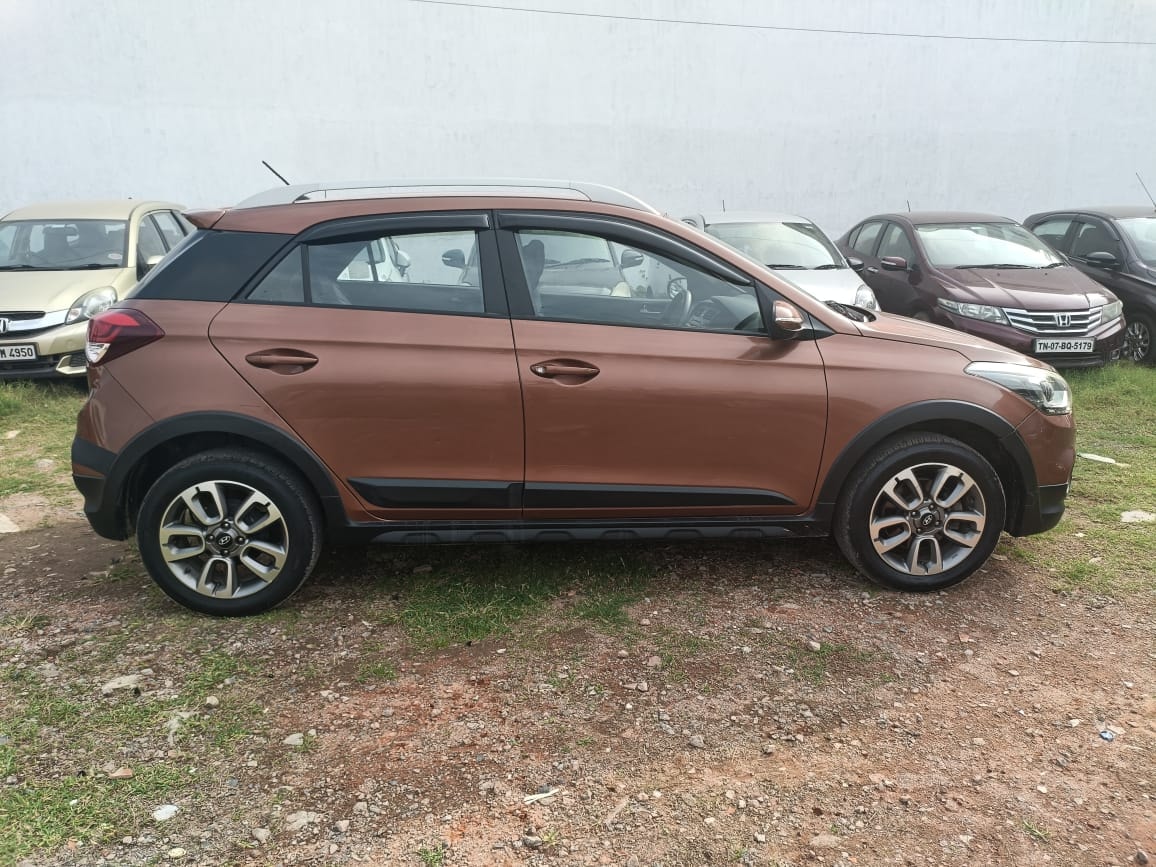 i20 Active image 6 i20 Active image 6