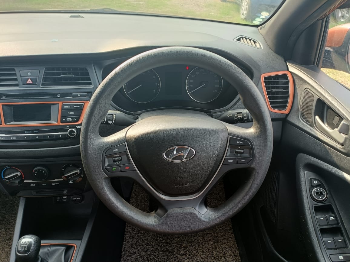 i20 Active image 13 i20 Active image 13