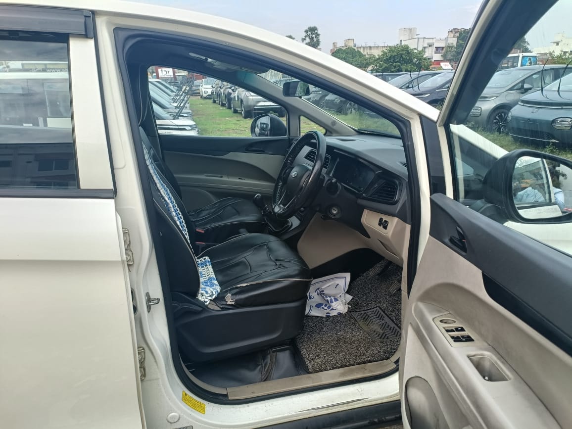 Used 2019 Mahindra Marazzo Used 2019 Mahindra Marazzo