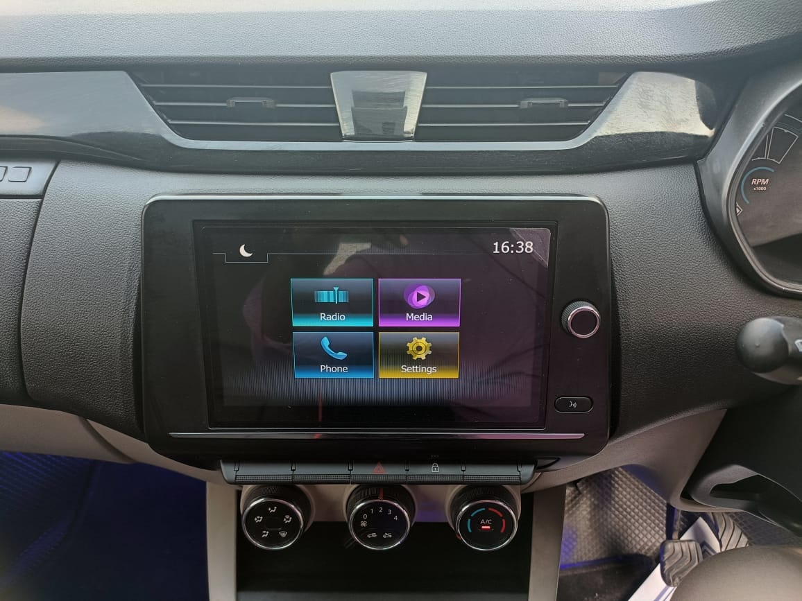 Used 2021 Renault Triber Used 2021 Renault Triber