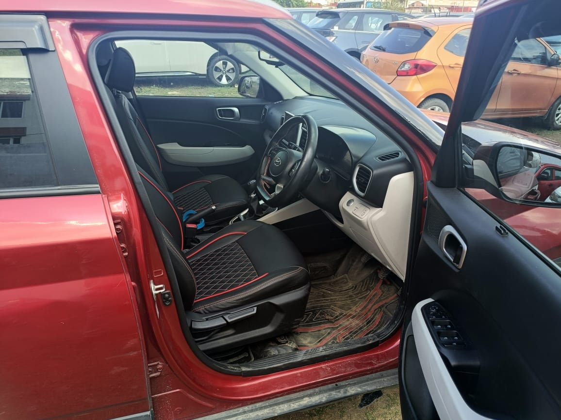 Used 2023 Hyundai Venue Used 2023 Hyundai Venue