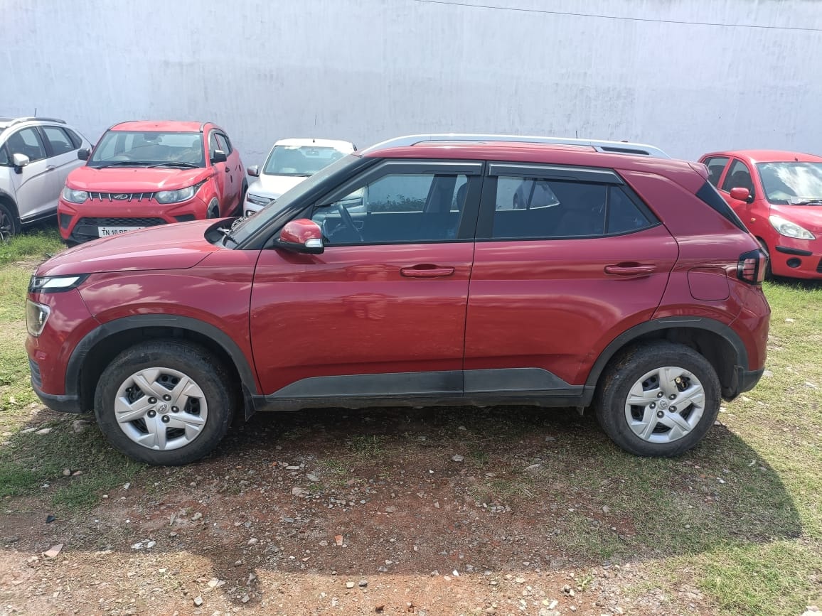 Used 2023 Hyundai Venue Used 2023 Hyundai Venue