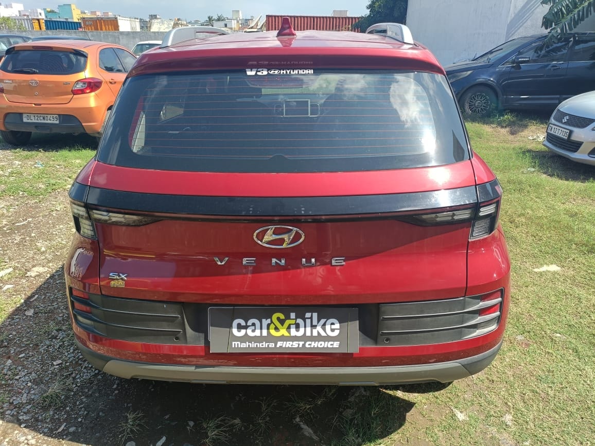 Used 2023 Hyundai Venue Used 2023 Hyundai Venue