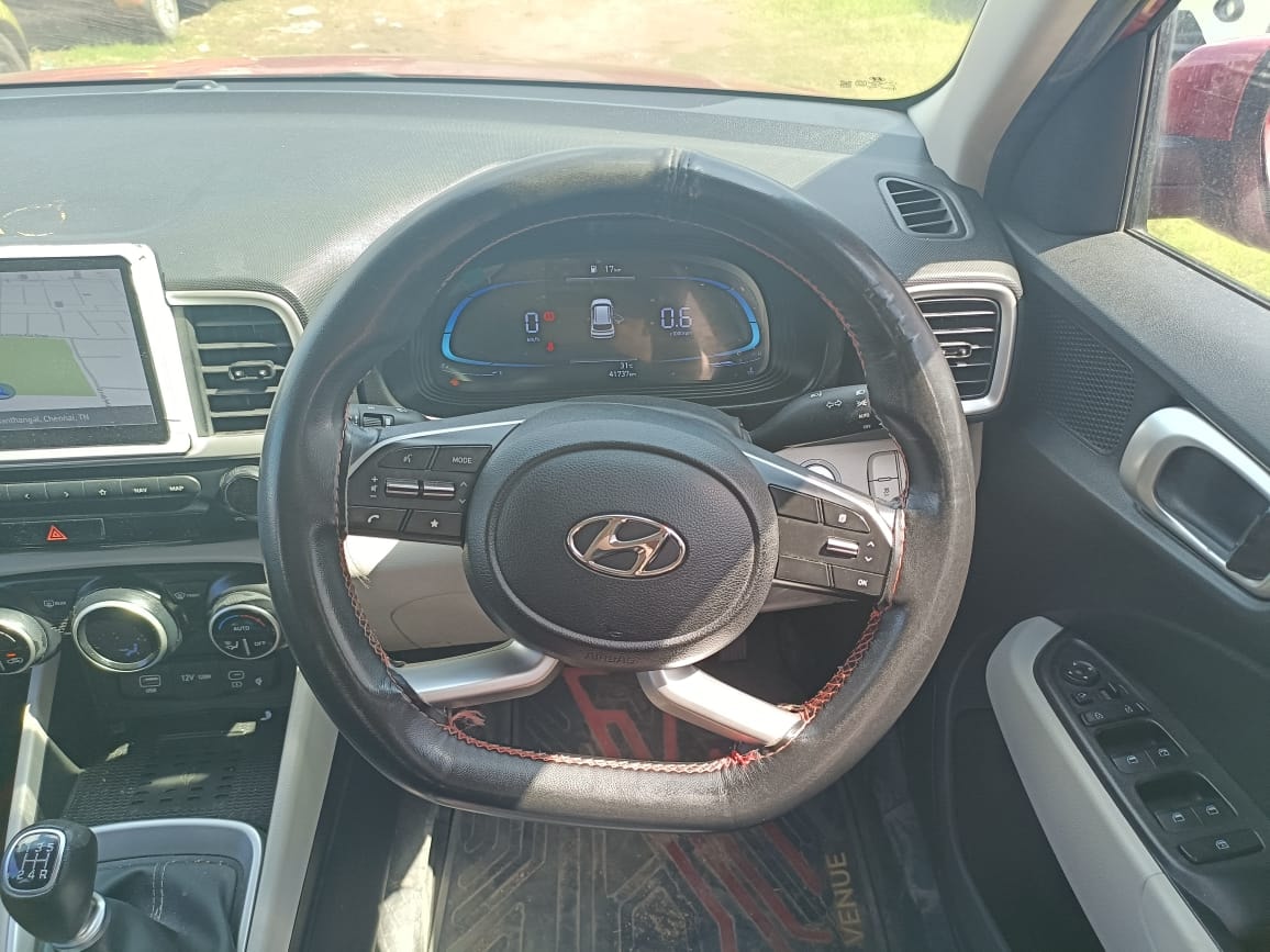 Used 2023 Hyundai Venue Used 2023 Hyundai Venue