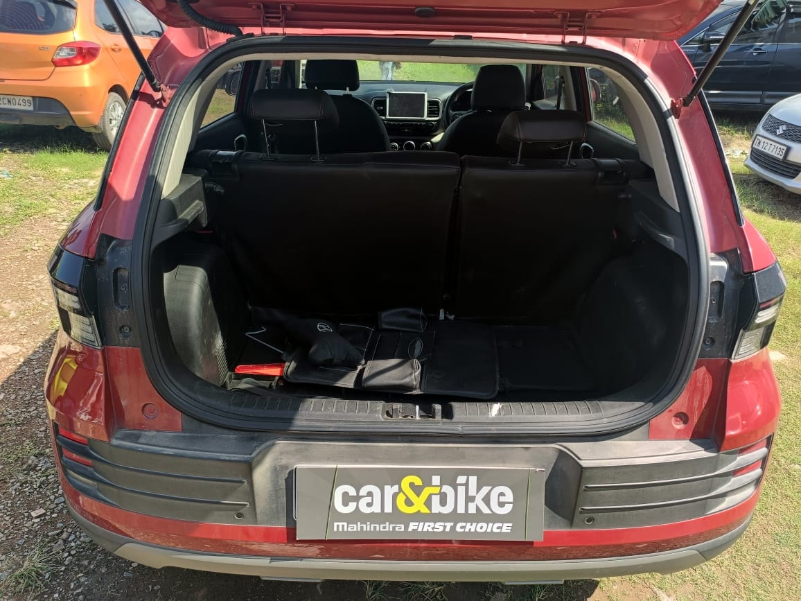 Used 2023 Hyundai Venue Used 2023 Hyundai Venue