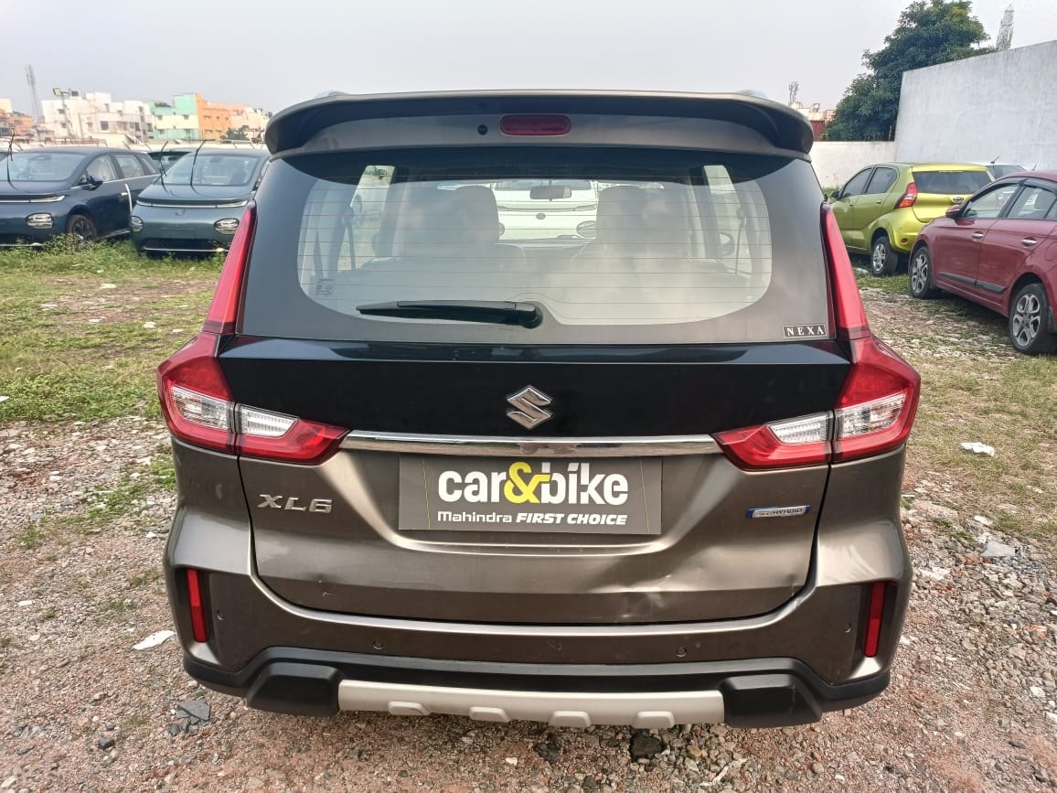 XL6 image 4 XL6 image 4