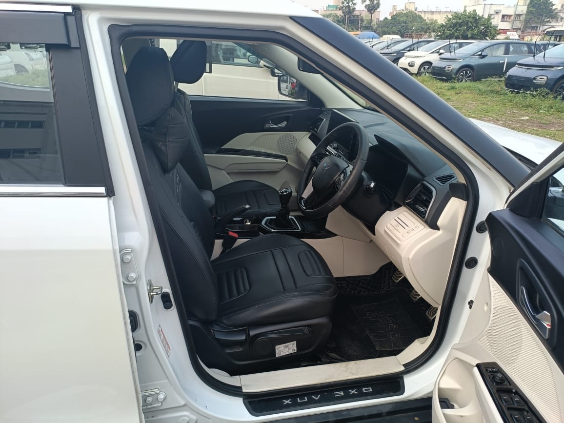 Used 2024 Mahindra XUV 3XO Used 2024 Mahindra XUV 3XO