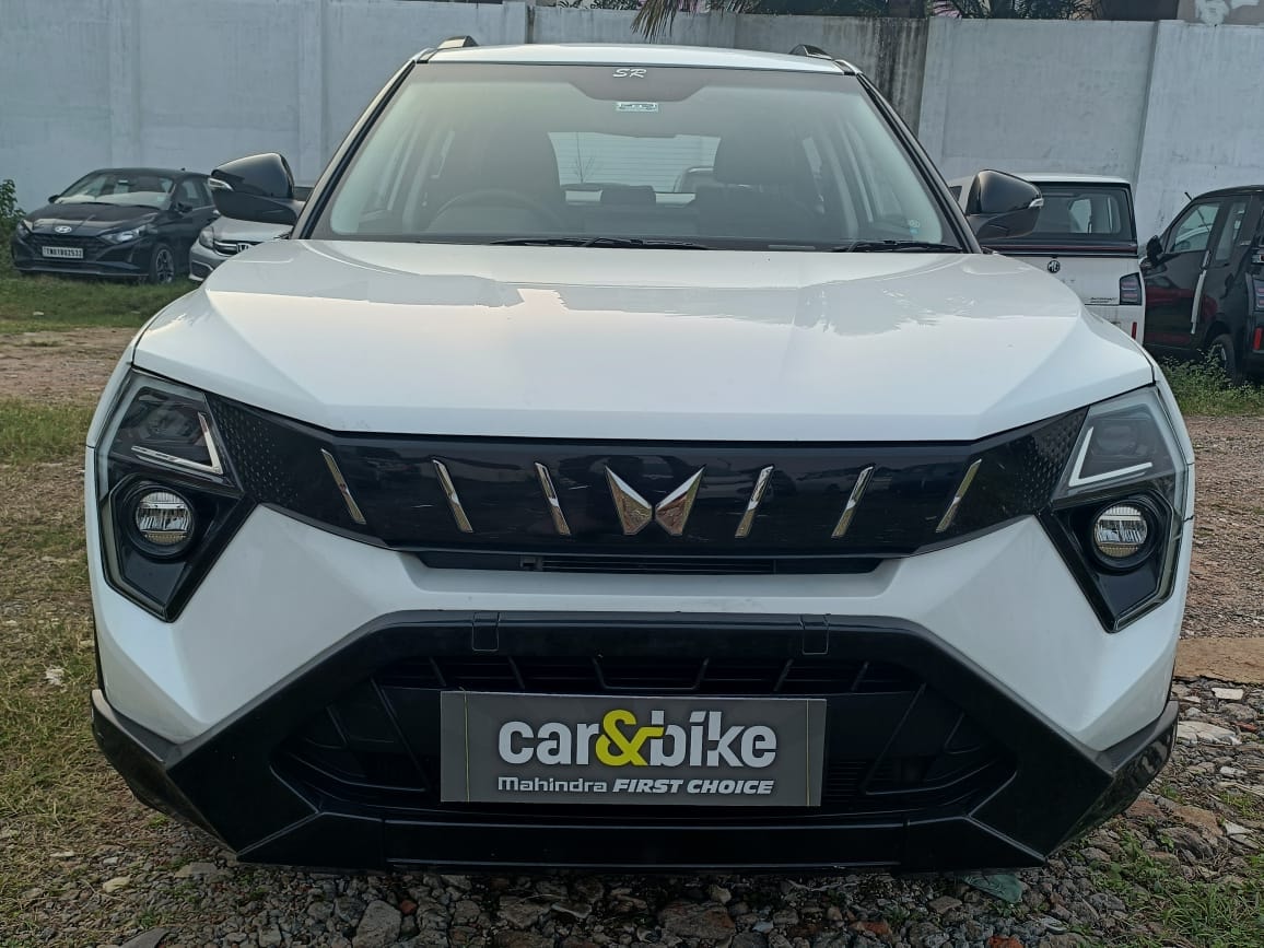 XUV 3XO image 8 XUV 3XO image 8