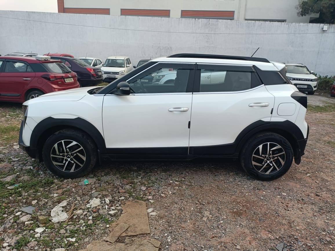 Used 2024 Mahindra XUV 3XO Used 2024 Mahindra XUV 3XO