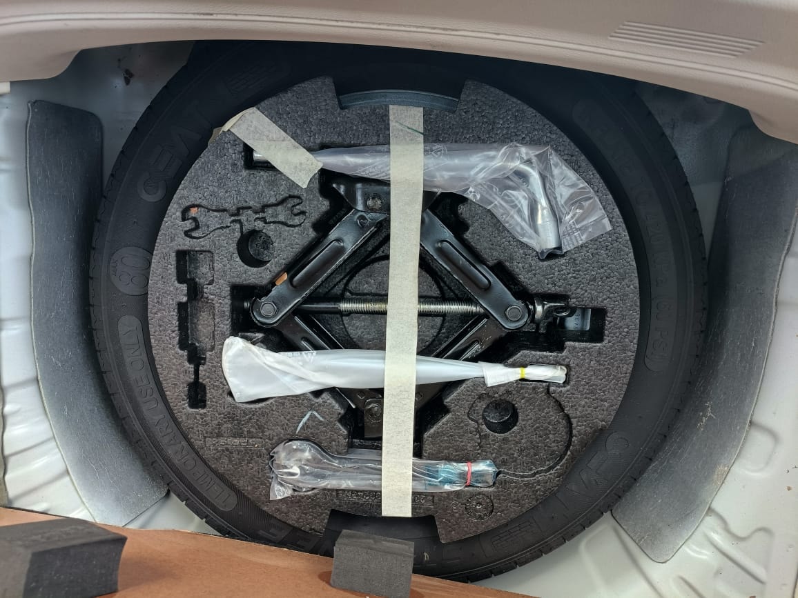 Used 2024 Mahindra XUV 3XO Used 2024 Mahindra XUV 3XO