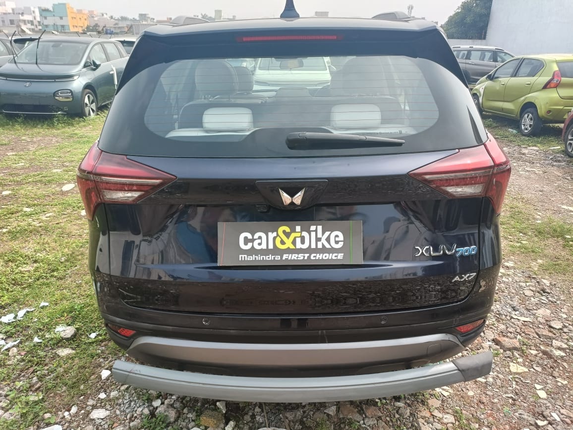 XUV700 image 4 XUV700 image 4