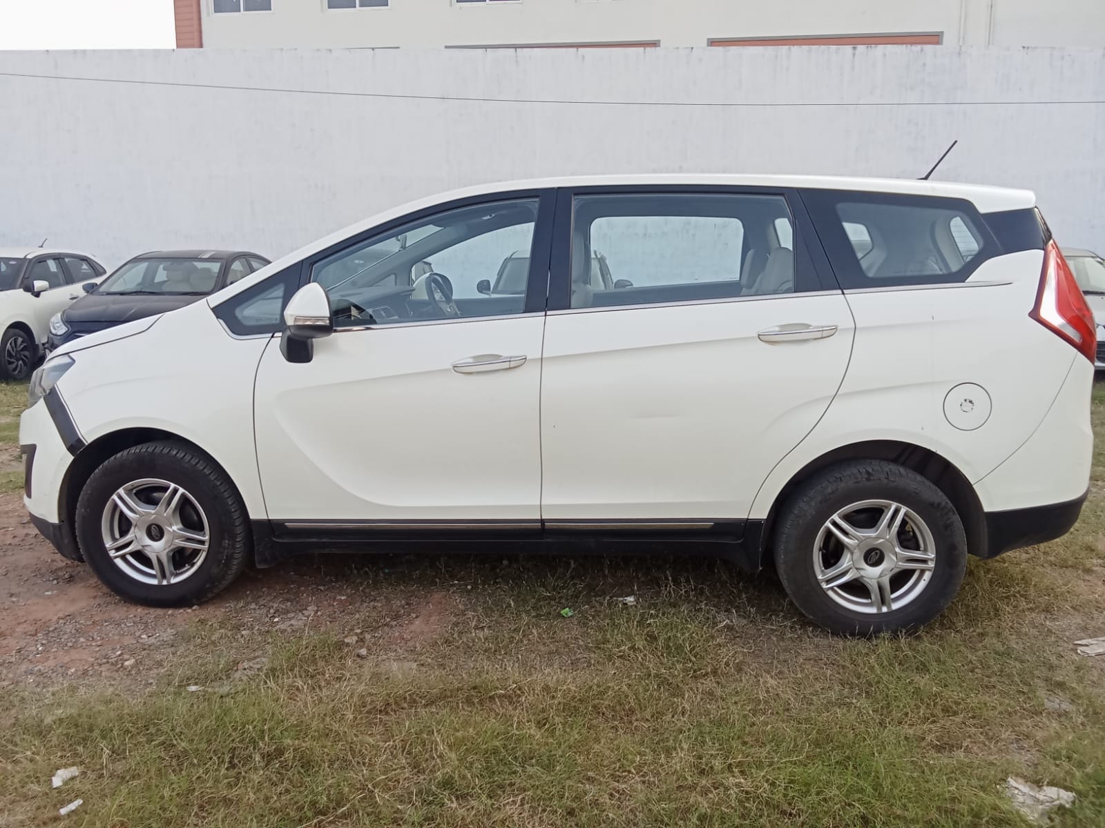 Used 2018 Mahindra Marazzo Used 2018 Mahindra Marazzo