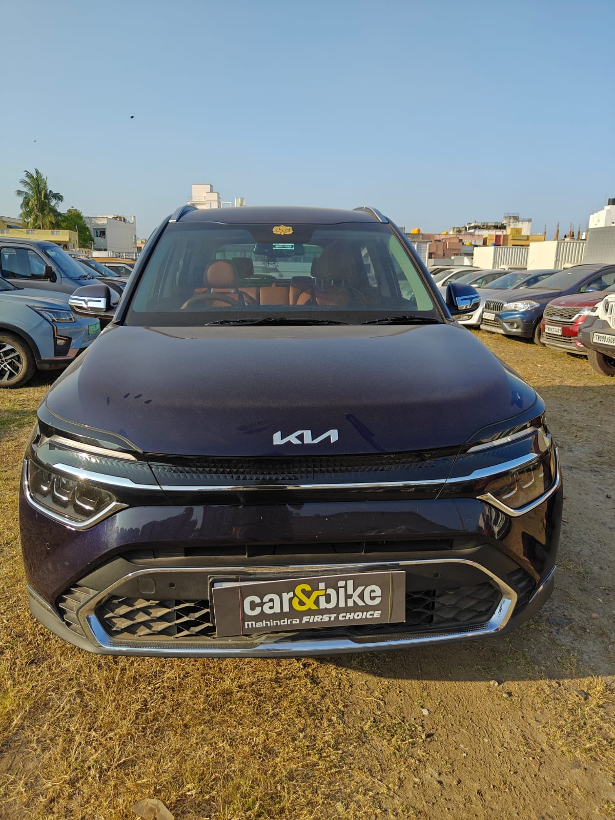 Carens image 4 Carens image 4