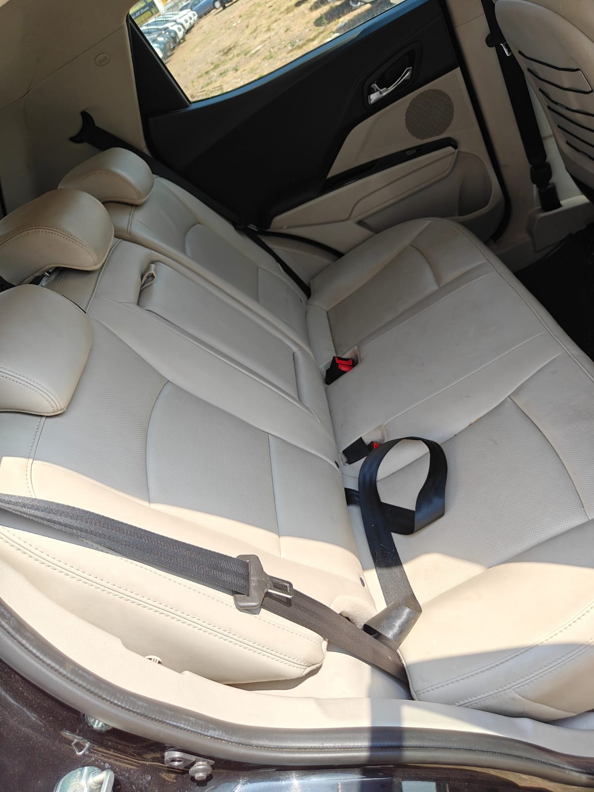 XUV300 image 15 XUV300 image 15