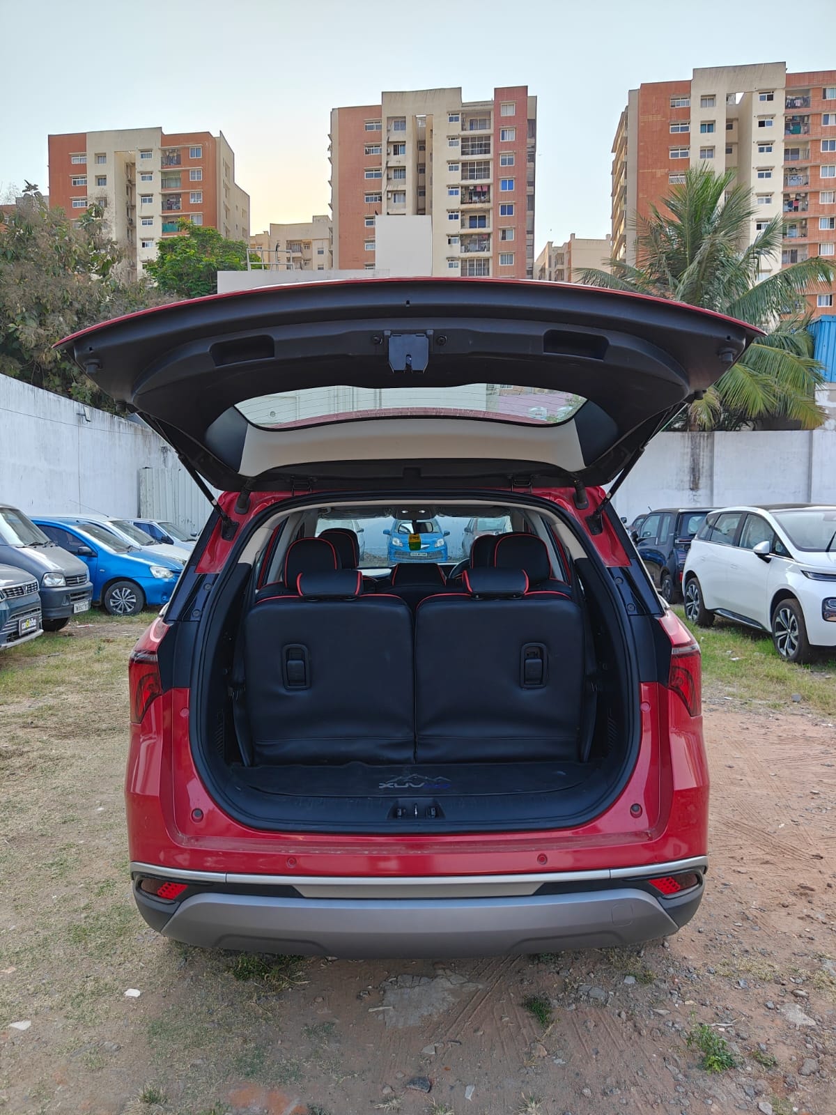 Used 2023 Mahindra XUV700 Used 2023 Mahindra XUV700