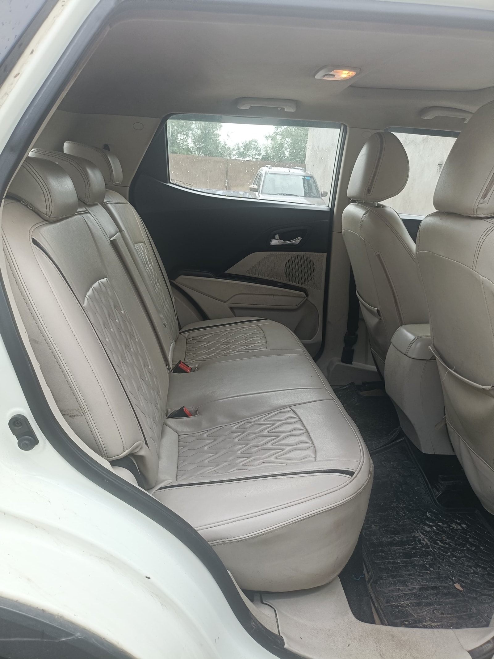 Used 2021 Mahindra XUV300 Used 2021 Mahindra XUV300