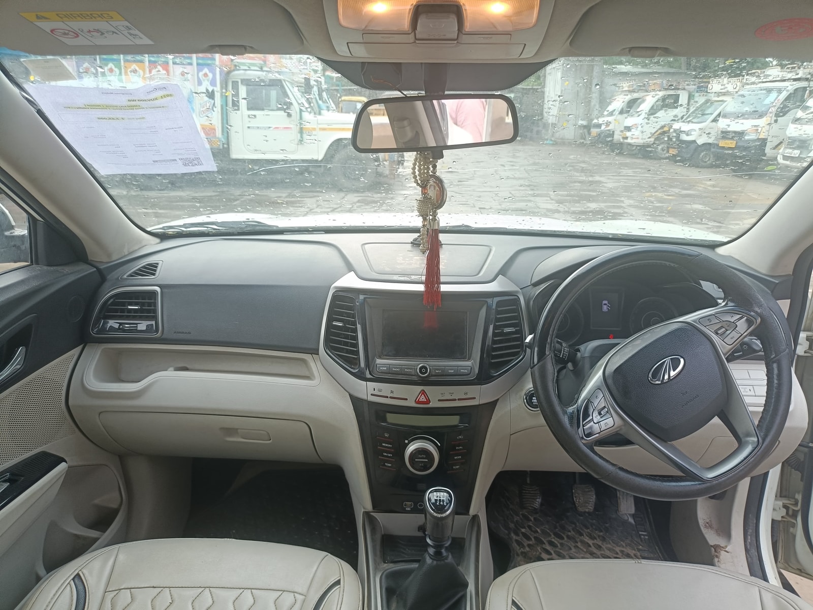 Used 2021 Mahindra XUV300 Used 2021 Mahindra XUV300