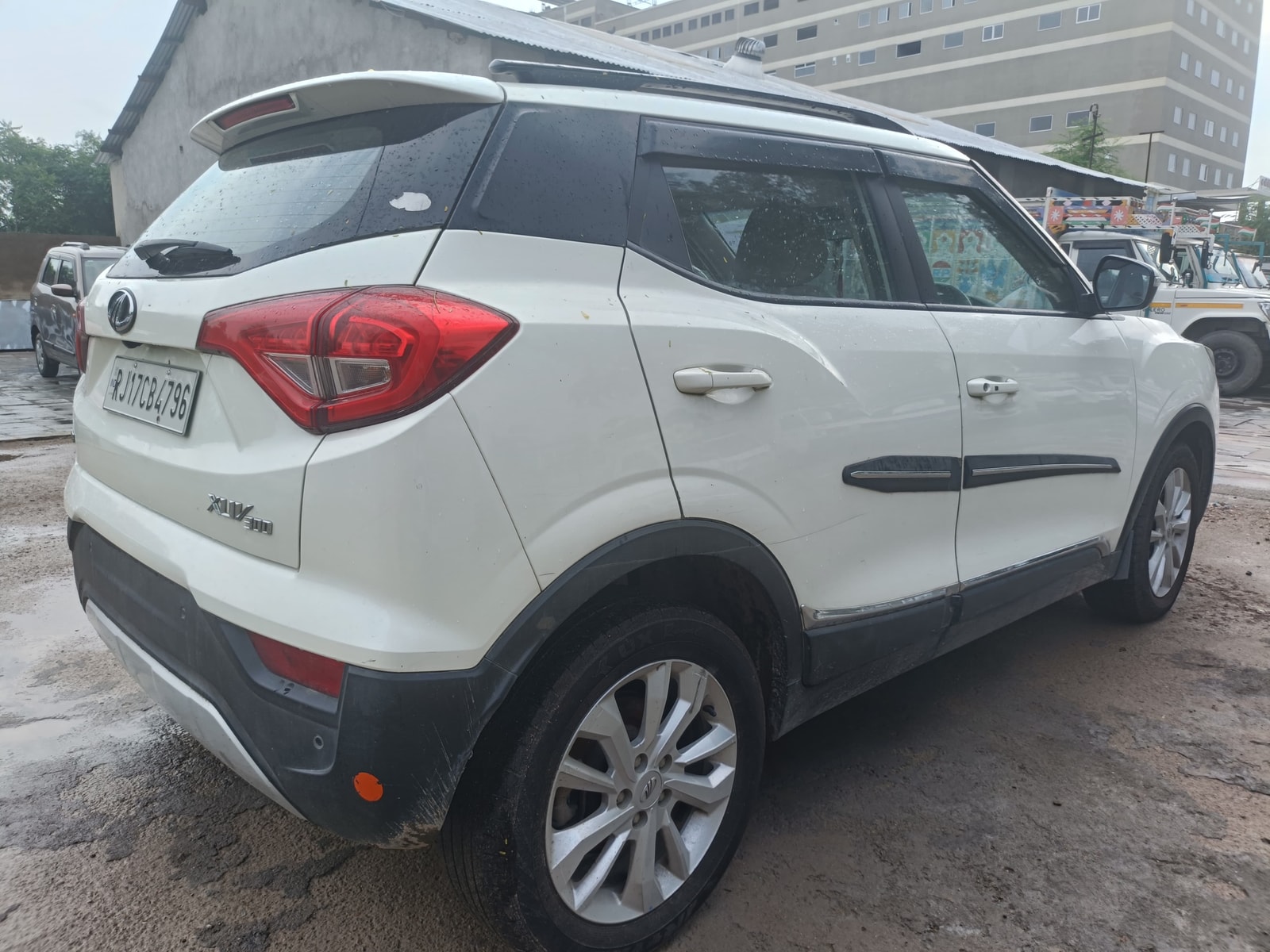 Used 2021 Mahindra XUV300 Used 2021 Mahindra XUV300