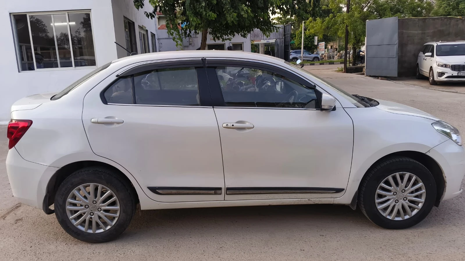 Used 2023 Maruti Suzuki Dzire Used 2023 Maruti Suzuki Dzire