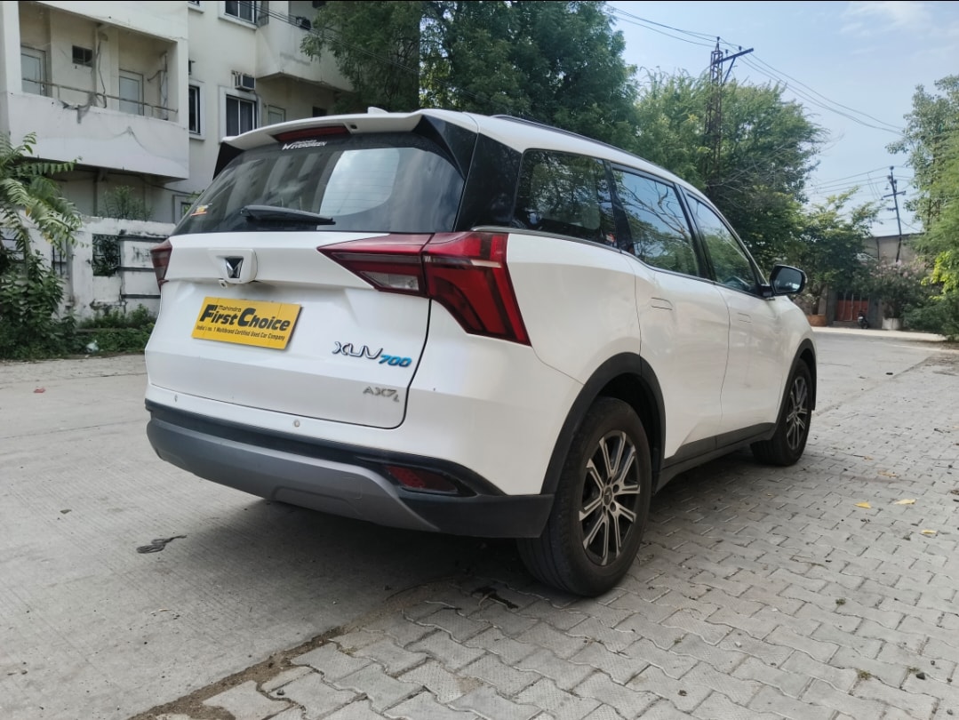 Used 2023 Mahindra XUV700 Used 2023 Mahindra XUV700