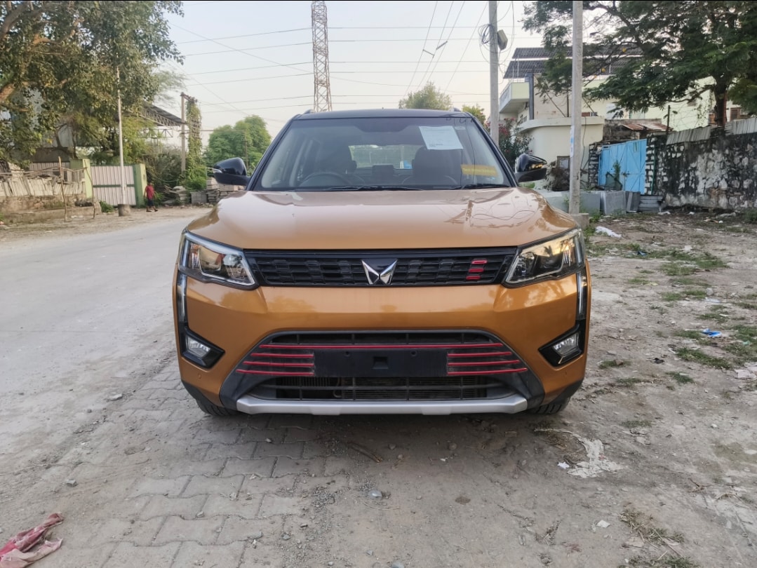 Used 2022 Mahindra XUV300 Used 2022 Mahindra XUV300