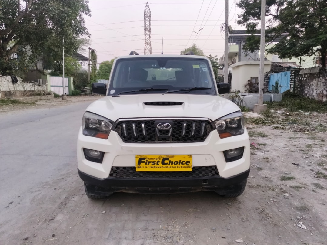 Used 2015 Mahindra Scorpio Used 2015 Mahindra Scorpio