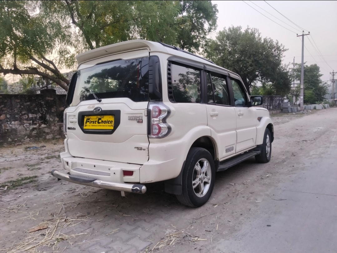 Used 2015 Mahindra Scorpio Used 2015 Mahindra Scorpio