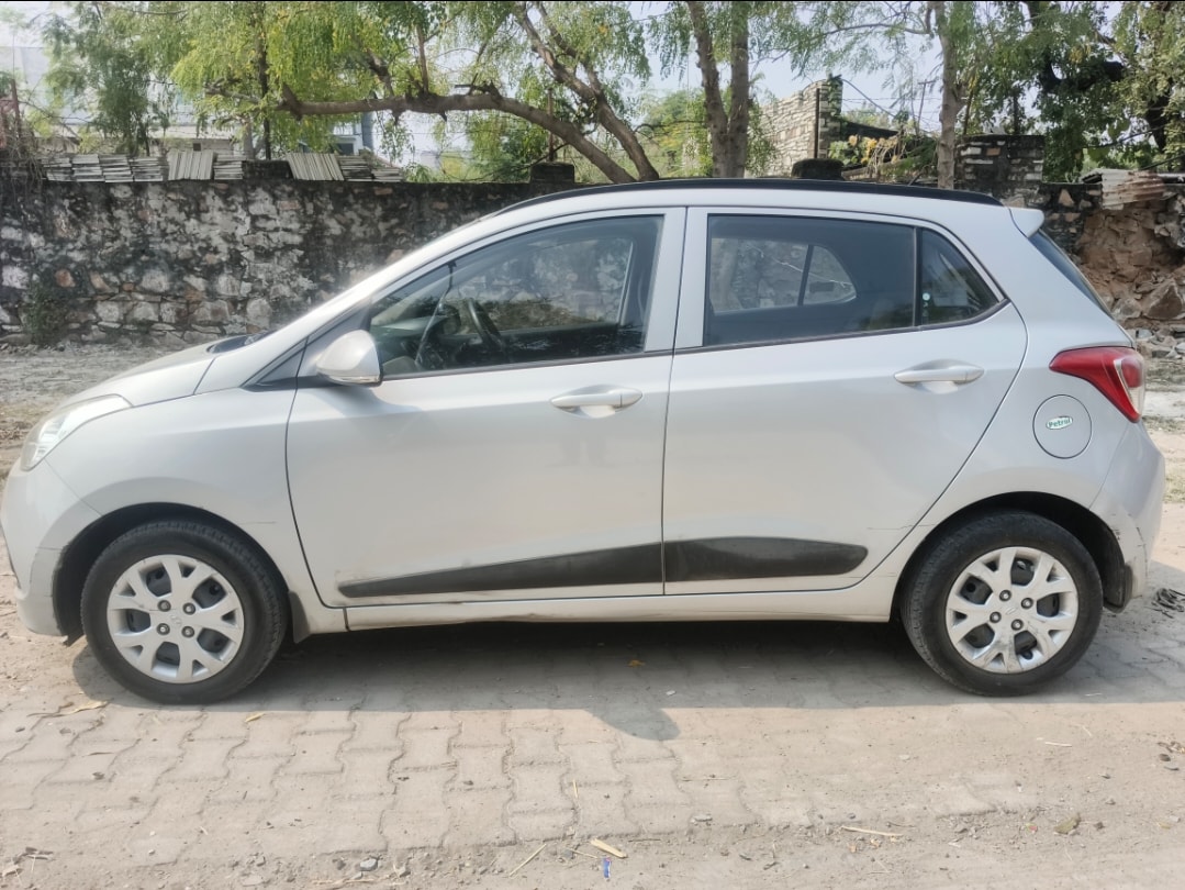 Used 2015 Hyundai Grand i10 Used 2015 Hyundai Grand i10