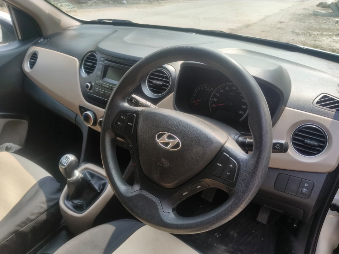 Used 2015 Hyundai Grand i10 Used 2015 Hyundai Grand i10