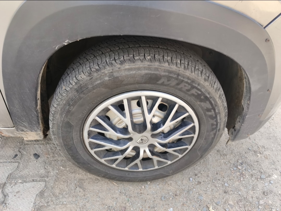 KUV100 image 9 KUV100 image 9