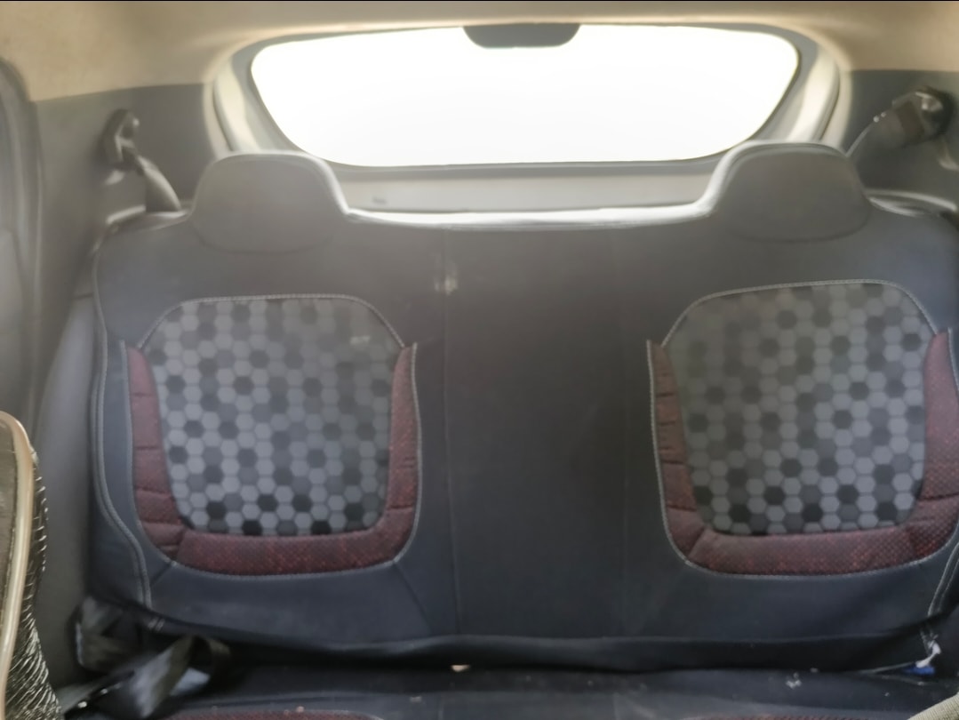 Kwid image 15 Kwid image 15