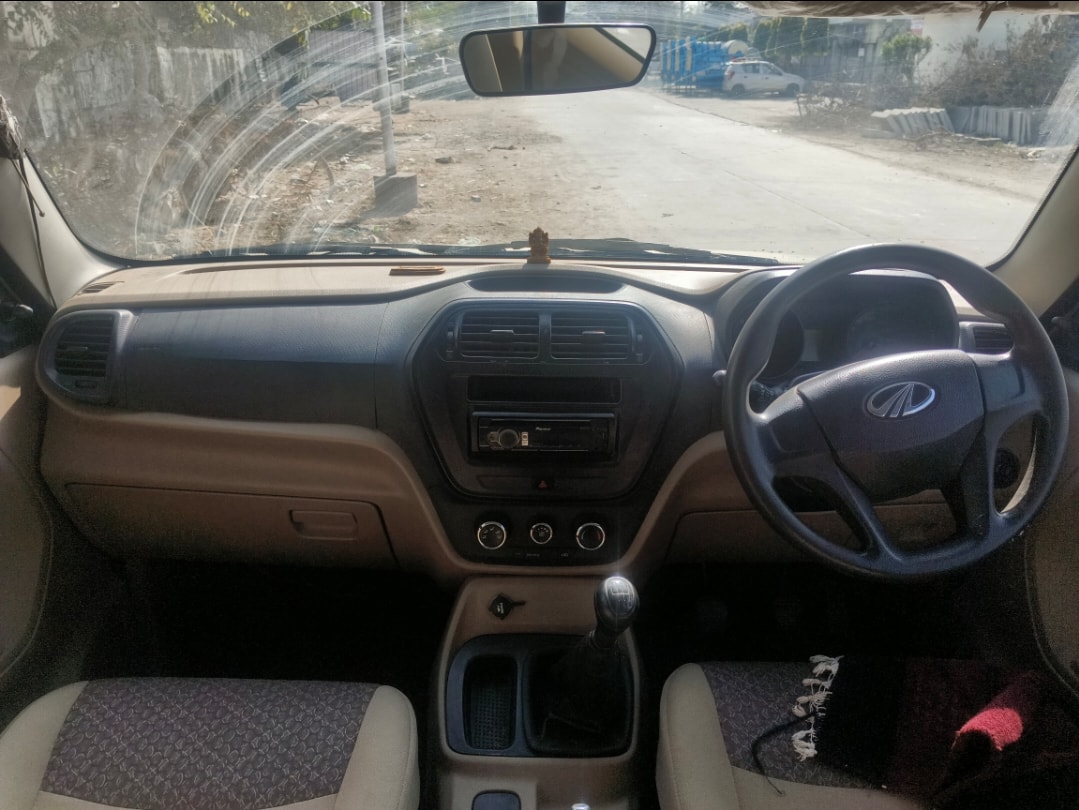 Used 2018 Mahindra TUV300 Plus Used 2018 Mahindra TUV300 Plus