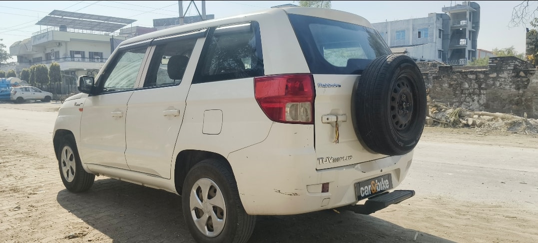 Used 2018 Mahindra TUV300 Plus Used 2018 Mahindra TUV300 Plus