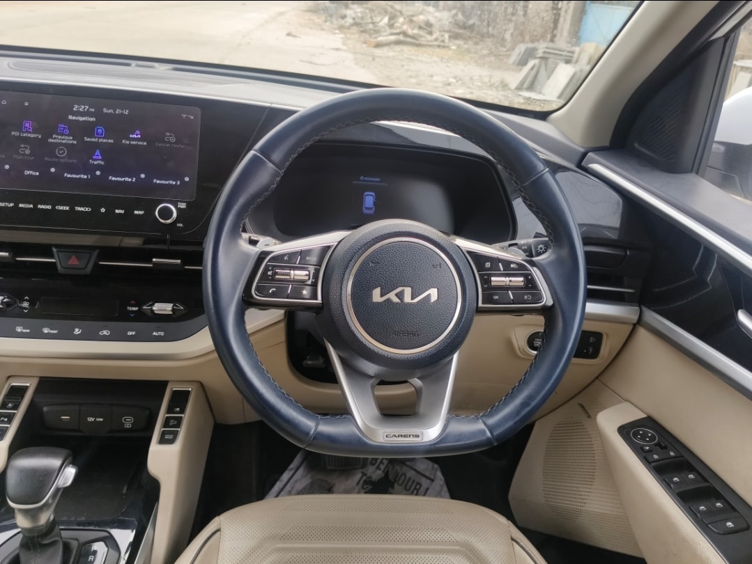 Used 2023 Kia Carens Used 2023 Kia Carens