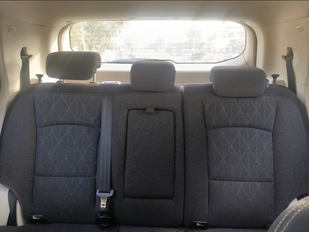 XUV 3XO image 15 XUV 3XO image 15